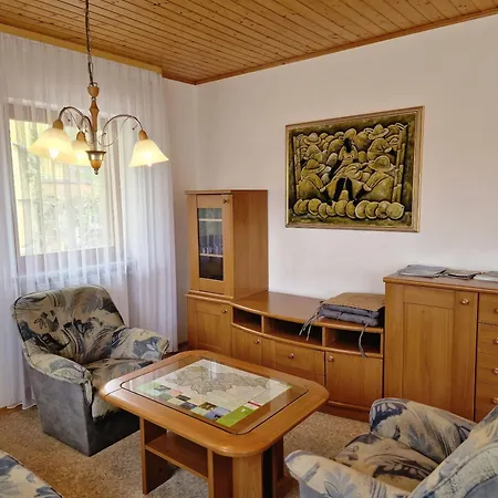 Merlin Apartment *