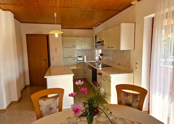 Merlin דירה Rence